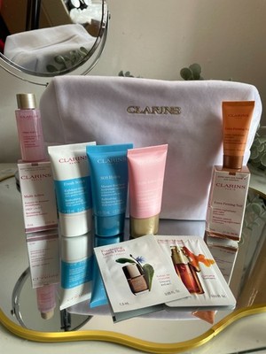 GESCHENK | SET Clarins Hautpflege Beauty Paket in Clarins White Tasche Neu mit Etikett