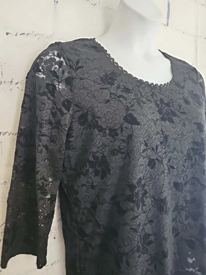 Top de encaje floral negro Emma James talla XL elástico escote redondo manga 3/4 forrado Foto 3 de 4