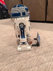 LEGO Star Wars: R2-D2 (10225) 