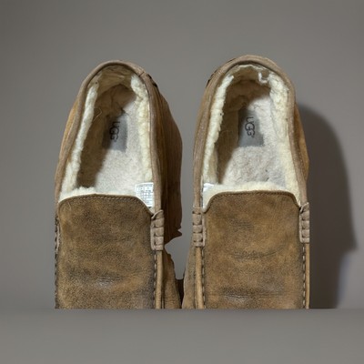 UGG Ascot Distressed Tan Leather Loafers with Cream Lining 
