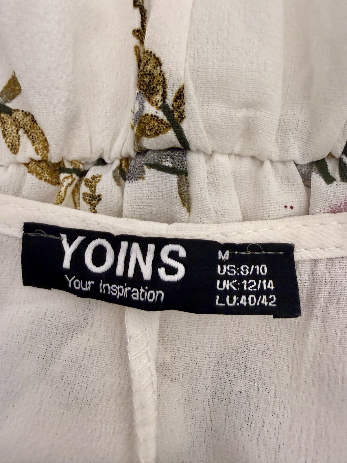 YOINS White Floral V-Neck Dress Size M Short Kimono Sleeve Ruffle Elastic image 5