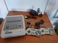 Nintendo SNES Console Tested Working with 2 Games, No Yellowing Great Condition