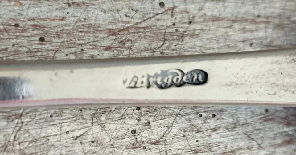 Cuchara para servir moneda americana de plata Zachariah Brigden Boston Foto 2 de 4