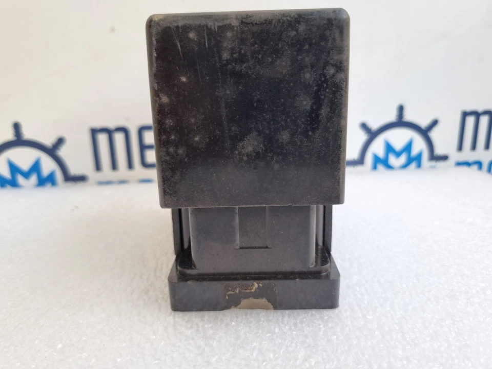 General Electric T6104060 Closing Auxiliary Relay - Image 4 of 4