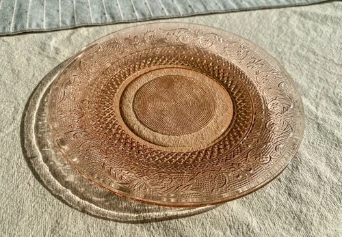Vintage Indonesia Trellis Pink Depression Glass Dinner Plate 10”