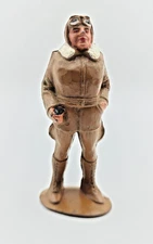 Barclay Manoil Cast Metal Soldier Polit Holding Compass.  B31