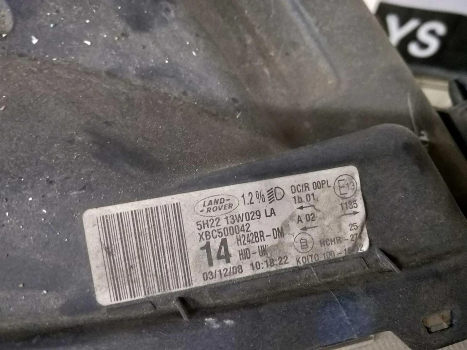 LAND ROVER DISCOVERY RIGHT HEADLAMP HALOGEN, 3, L319, 03/05-09/09 05 06 07 08 09 - image 3 of 4