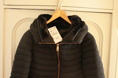 NEU: ZARA Kurzer Anorak mit Kapuze und Kunstfell marine dunkelblau - Größe M
