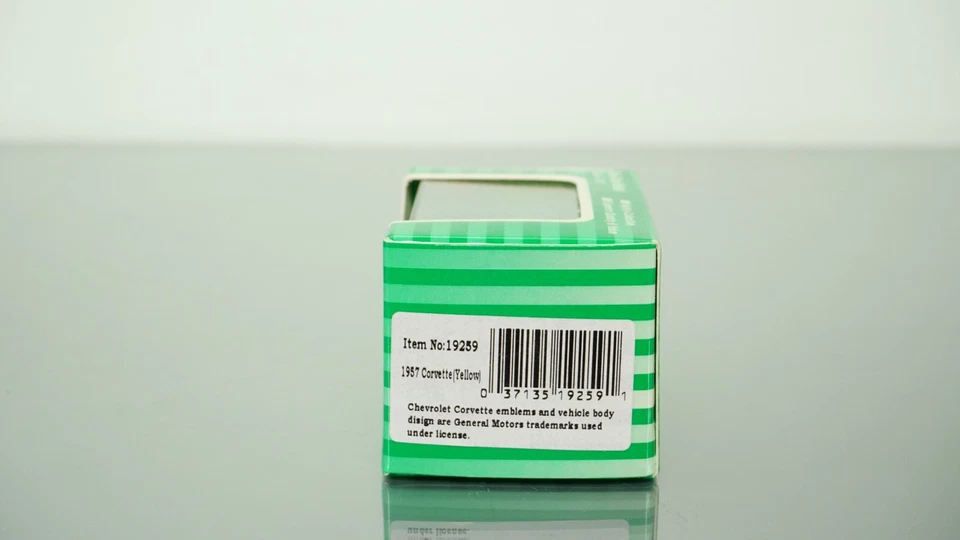 Model Power 1957 Corvette 1:87 HO scale - Image 2 of 2