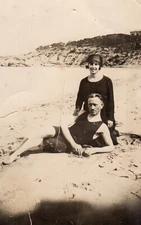 #43219 Greece 1920s. Couple on the beach. Photo PC size RPPC