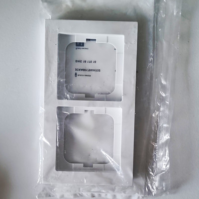 Busch-Jaeger 1722-284 2-fach Rahmen   Studio White   originalverpackt