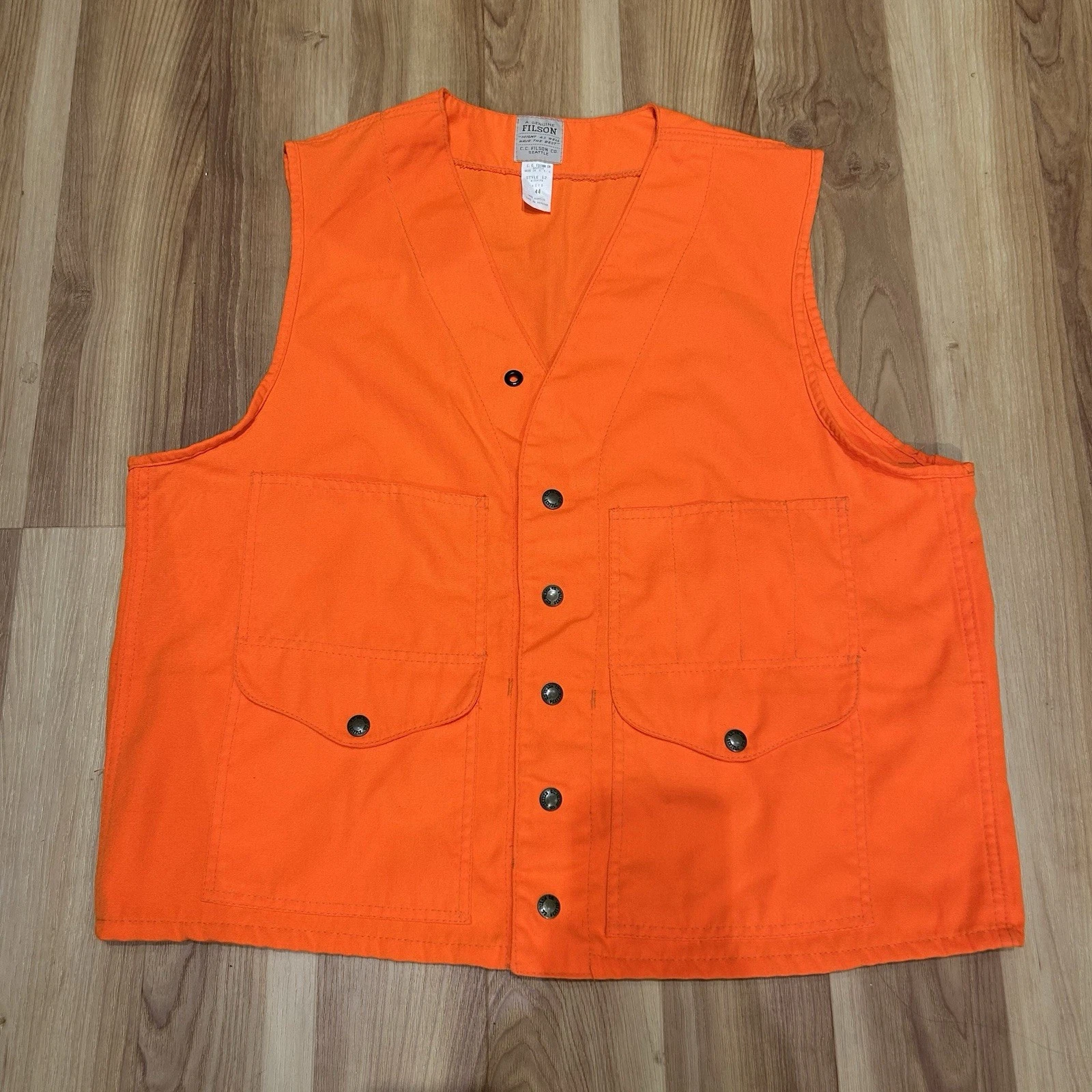 VTG C.C. FILSON Hunting Vest Mens 44 Safety Orange Blaze Shooting Style 12 RARE