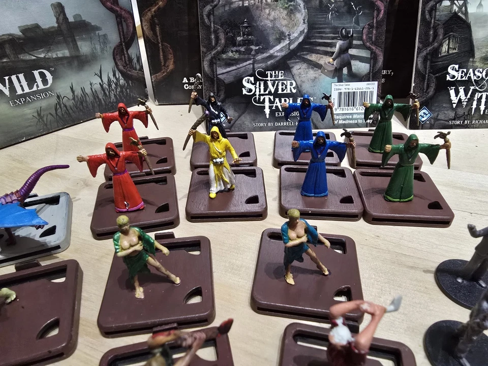 Mansions of Madness 1st Ed + Call of the Wild + 2 mini exp - minis pintadas personalizadas Foto 4 de 4