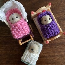 Hand Knitted Sleeping Bag Accessories perfect size for Sylvanian Families Babies