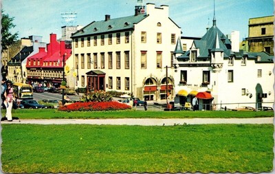 Historic Place D Armes Downtown Quebec Canada Old Cars Chrome Postcard