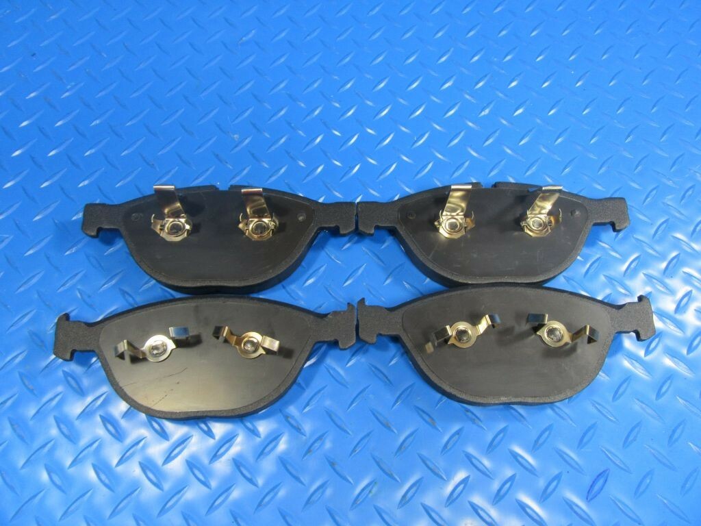 Rolls Royce Phantom Drophead Coupe Series 1 2 front brake pads #6587