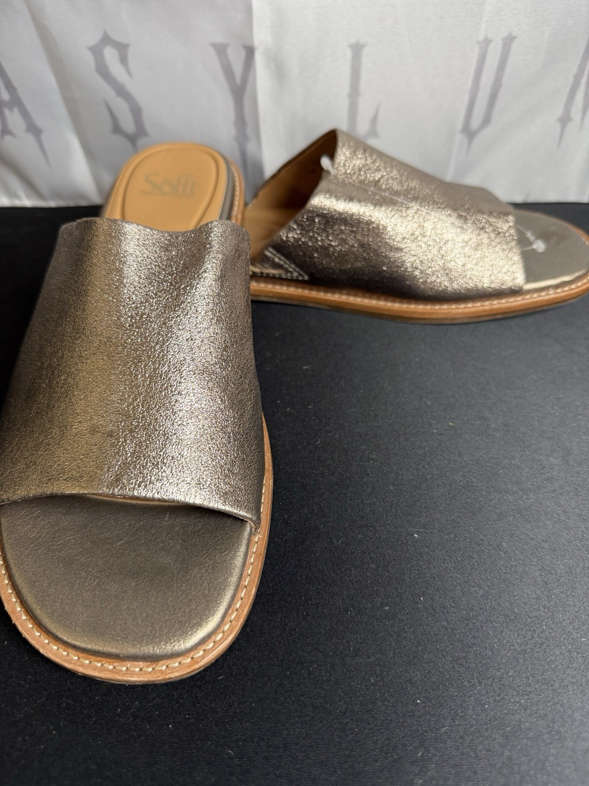 Söfft / Sofft Women’s Slide Sandals Metallic Leather Comfort Slip On Womens 11