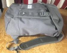 HERSCHEL Supply Co Gray IONA Backpack Hiking School Bag EUC Excellent! grey