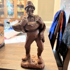  Red Mill Mfg. Pecan Shell Hand Crafted Wetherbee Figurine '93 The Fisherman 