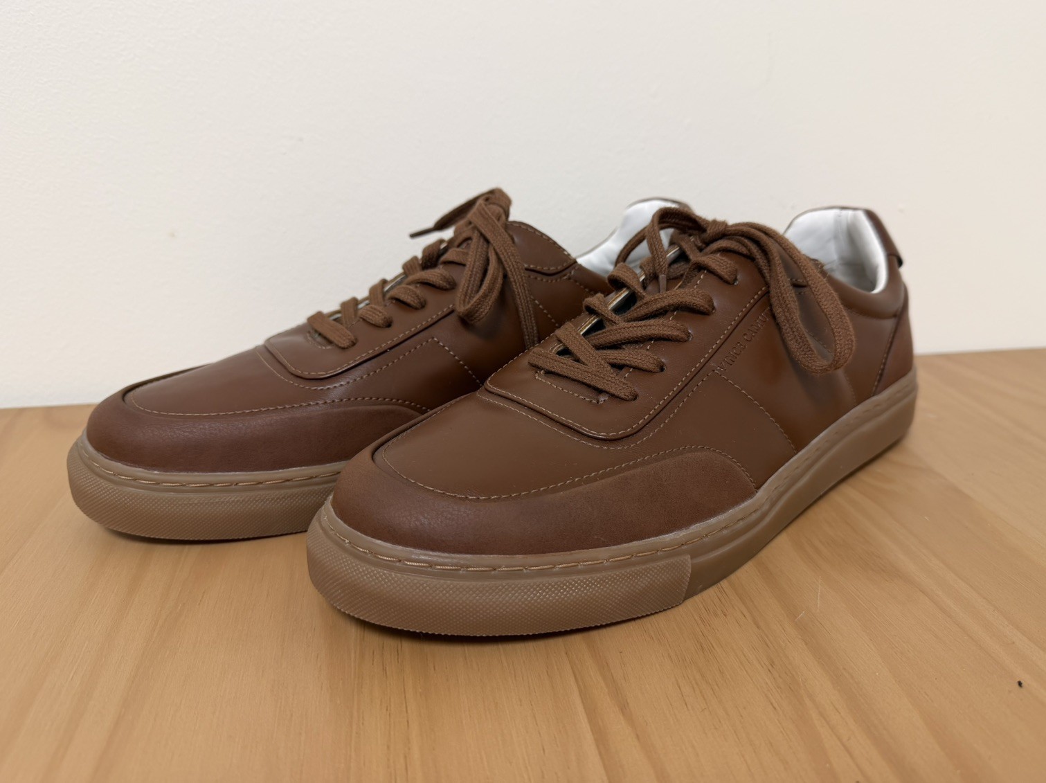 Men’s Vince Camuto Bayrd Sneaker Sz 11 brown leather shoes 44 EU New
