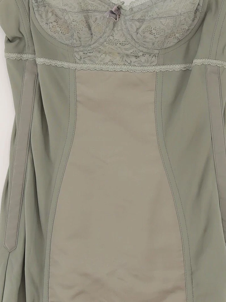 Vestido midi ceñido al cuerpo verde Dolce & Gabbana Foto 3 de 4