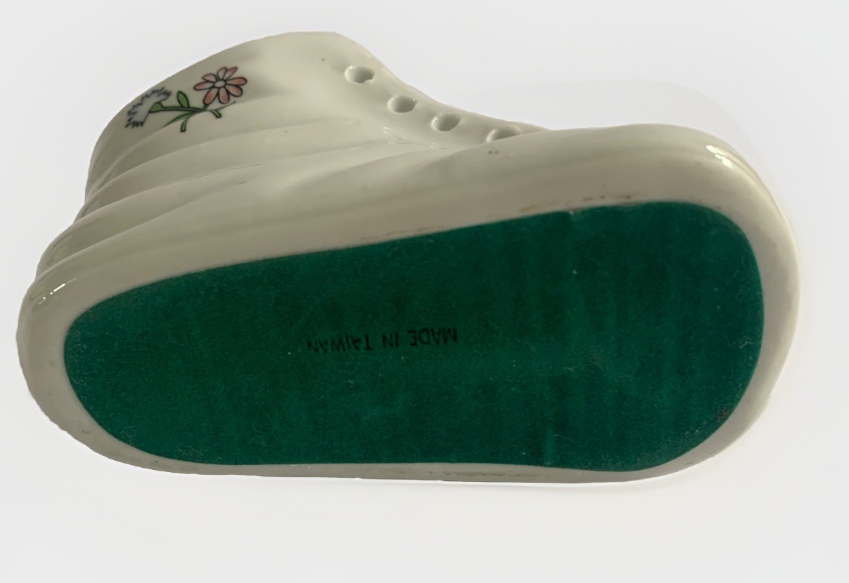 VTG Ceramic Baby Bootie Picture Frame Trinket Planter Felt Bottom Taiwan Unisex