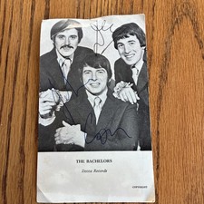 THE BACHELORS  Genuine signed VINTAGE Postcard Size DECCA Promo Photo  