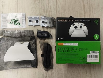 Razer Universal Quick Charging Stand for Xbox (Robot White)  (Box Opened)