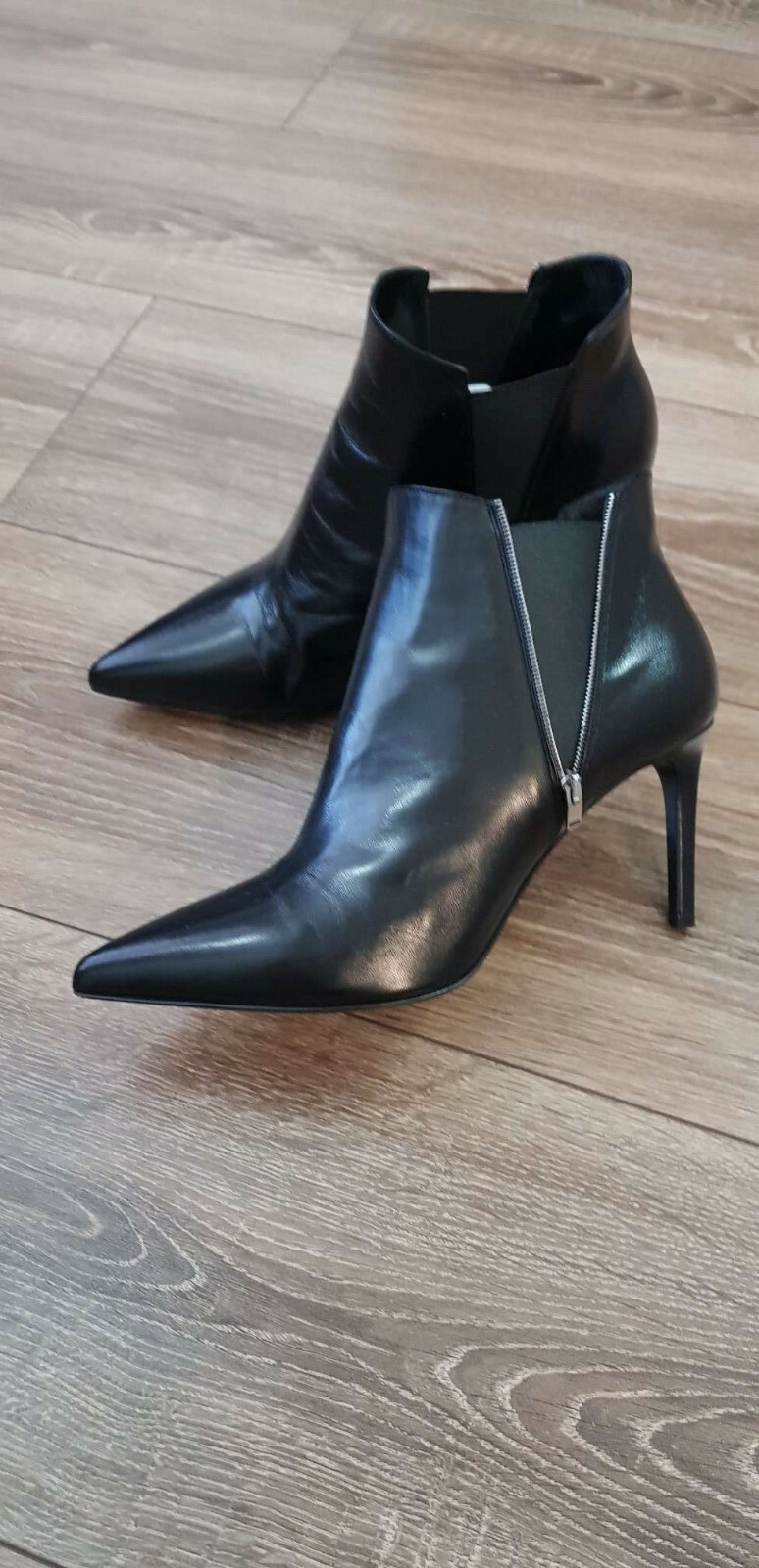 Stivaletti Saint Laurent neri con cerniera tacco a cucitura taglia 38 5