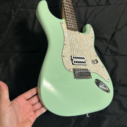 Fender Squier Stratocaster Affinity Series Custom Tom Delonge Blink 182 Gitarre - Bild 8 von 24