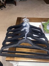Elama Hanger50PieceBlack 50-Piece Velvet Clothes Hangers Stainless