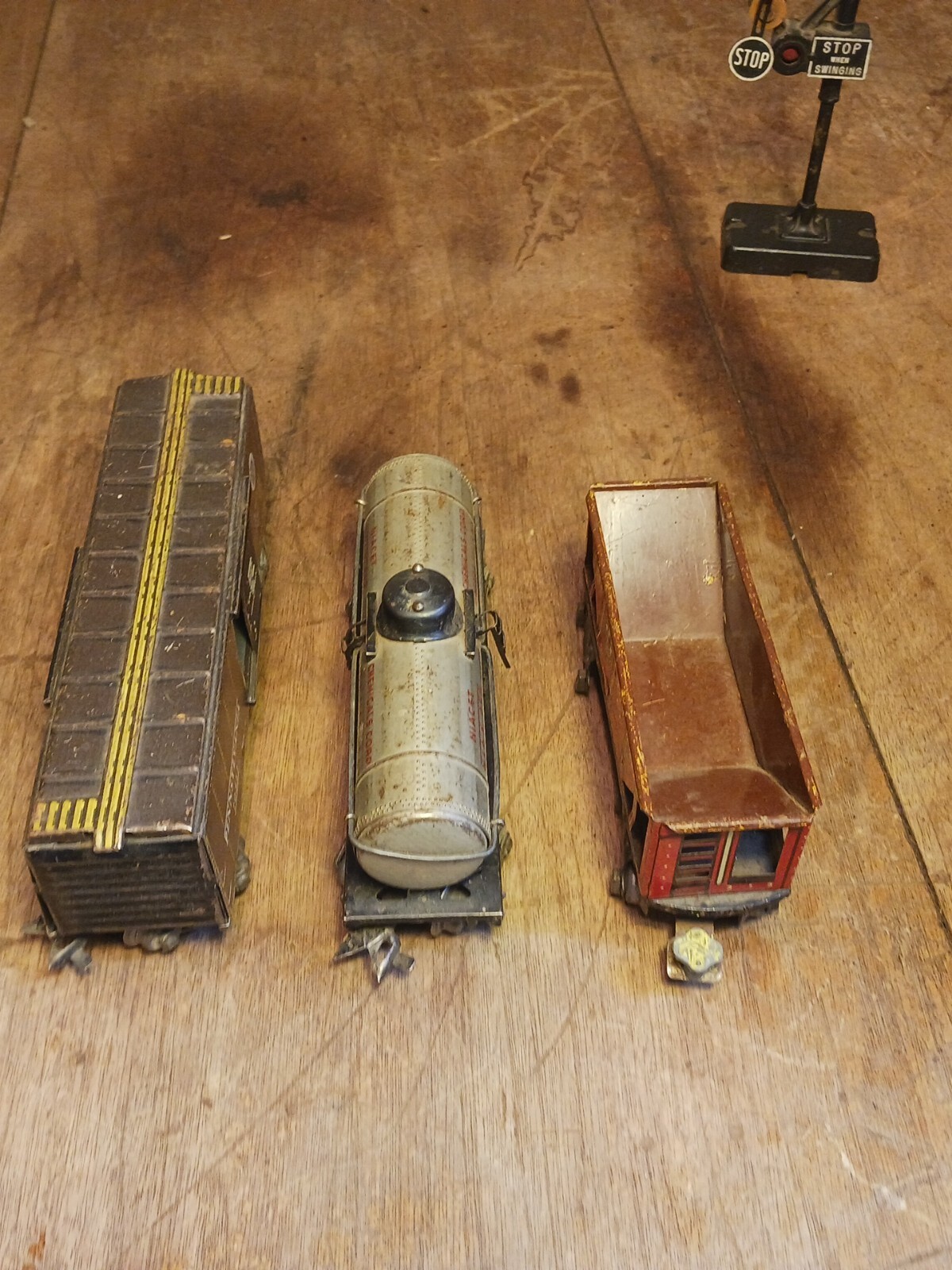 Vintage Marx/ train cars Pennsylvania New York Central Redding caboose