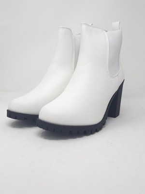 White Chunky Heel Ankle Boots Chelsea Style Platform Minimalist Trendy
