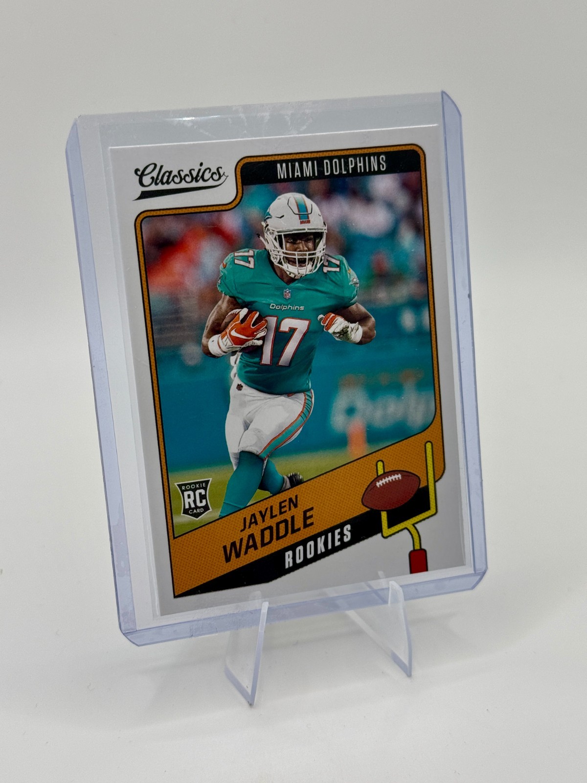 Jaylen Waddle #158 2021 Panini Classics (RC)