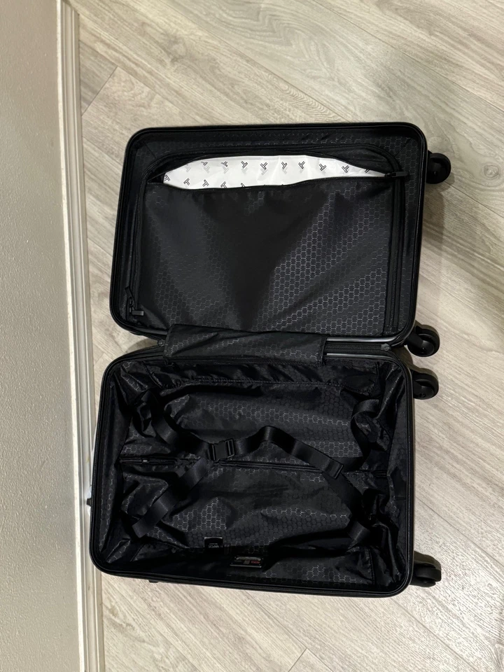 Tumi Vapor 22” International Carry-On Hardcase Spinner Luggage Black NWT $675 - Image 3 of 4