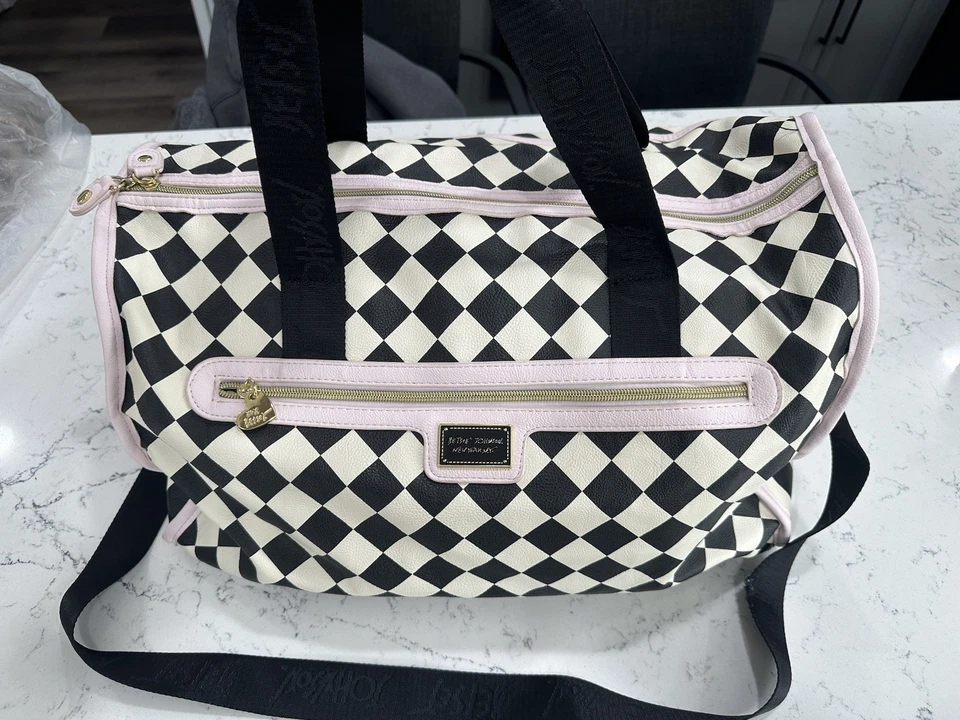 Клетчатая спортивная сумка Betsy Johnson - Изображение 4 из 4