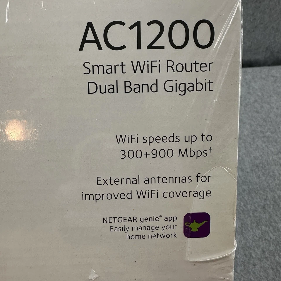 NETGEAR AC1200 Smart WiFi Router R6220 Dual band Gigabit 300-900 Mbps SEALED - Image 3 of 4