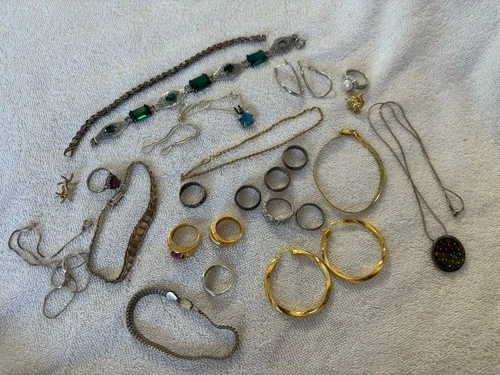BIG Estate Sterling Silver VTG Jewelry Lot Rings Necklaces Earrings Bracelets NR