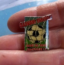 Pin's PINS stade de  REIMS football champagne FC gagnons ensemble 