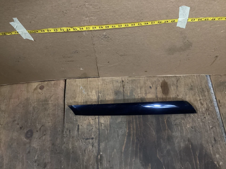 Mini Cooper Paceman 2013-2016 moldura de parabrisas delantero izquierdo 41400002 OEM. Foto 2 de 4