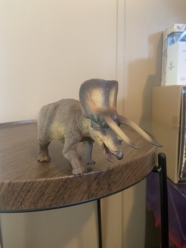 PNSO 1/35 Doyle the Triceratops Model Museum Dinosaur Series, Scientific model - Picture 14 of 24