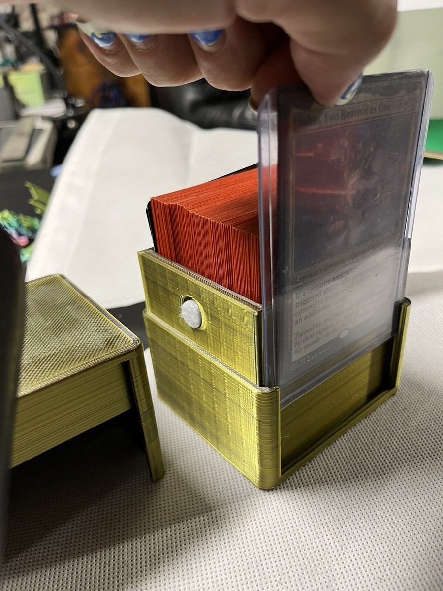 MTG Commander Deck Box w/ Window, 100 Double Sleeved Card