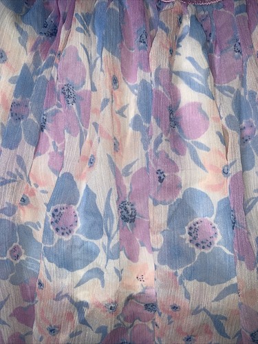 Preowned- Oshkosh B’gosh Stretch Floral Skirt Girls (Size 6/6X) - Picture 3 of 6