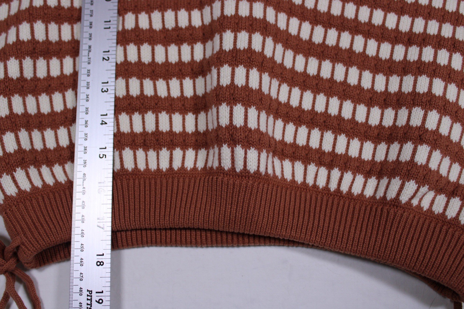 Willow + Root Collard Split Neck Cropped Sweater … - image 5