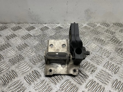 BMW 5 F10 Kühlerhalter 7186514 2.00 Diesel 135kw 2012 26548055