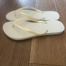 HAVAIANAS WOMEN'S SLIM WONDER WHITE FLIP FLOP SANDAL - Size 7/8 W NEW