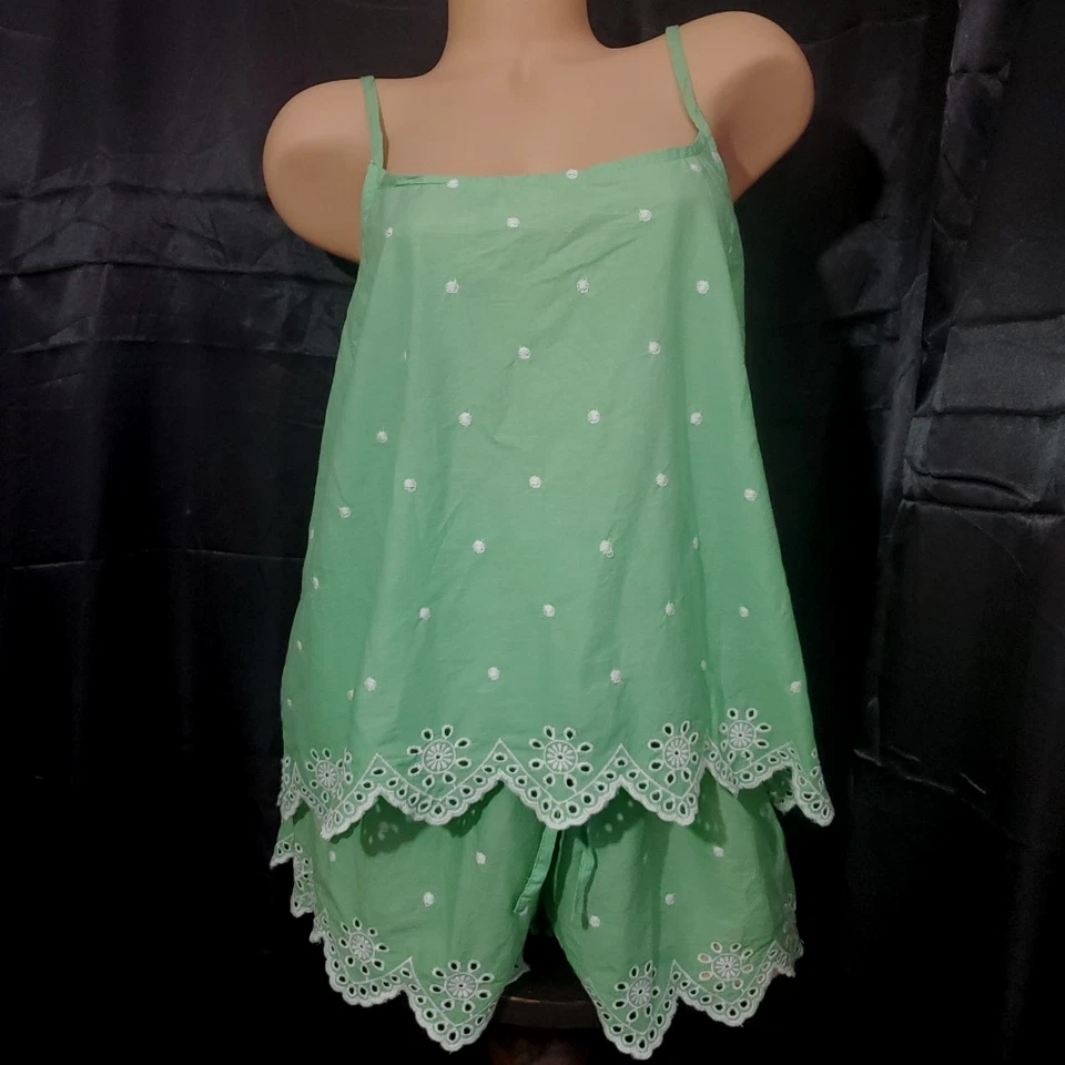 NUEVO CON ETIQUETAS ADORE ME Cami Top y Conjunto Corto OJALES DE ALGODÓN VERDE Cottogecore Pradera GRANDE Foto 2 de 4