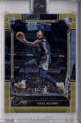2023-24 Panini One & One Basketball Gold #76 Kyle Kuzma /10