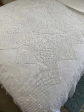 🛏 Vintage Bates “George Washington’s Choice” White Cotton Bedspread Popcorn
