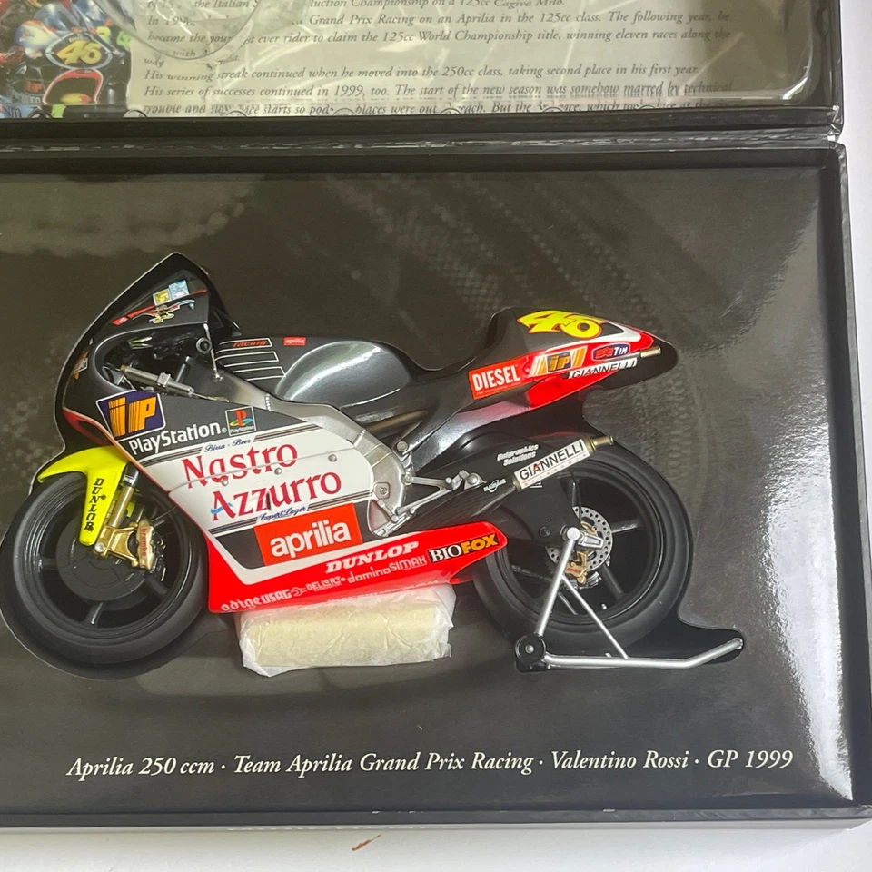 Aprilia 250 race bike Valentino Rossi GP 1999 Minichamps 122 990086 diecast 1:12 - Image 2 of 4